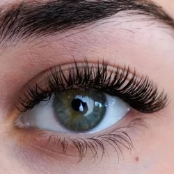 Breaking down Eyelash Extension Curl and Size