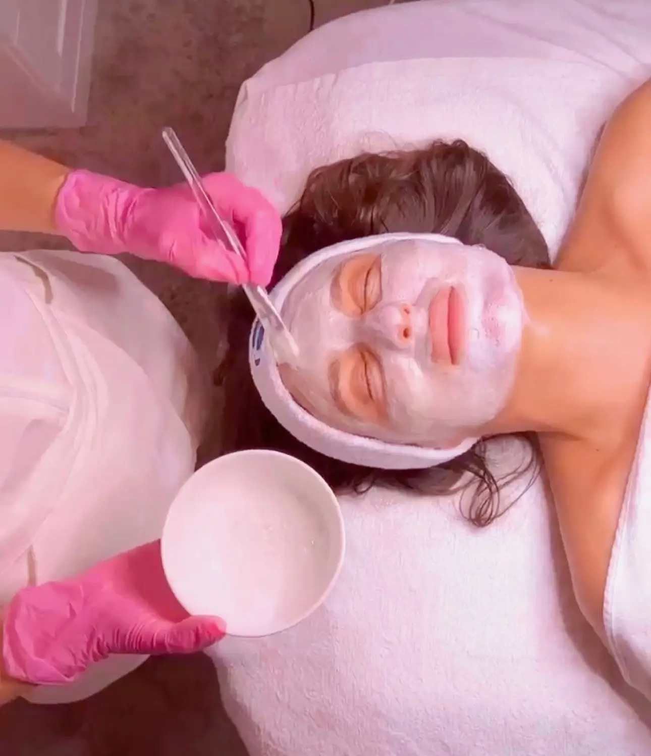 Ultrasonic Facial