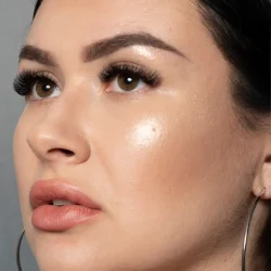 Mega Volume Lashes
